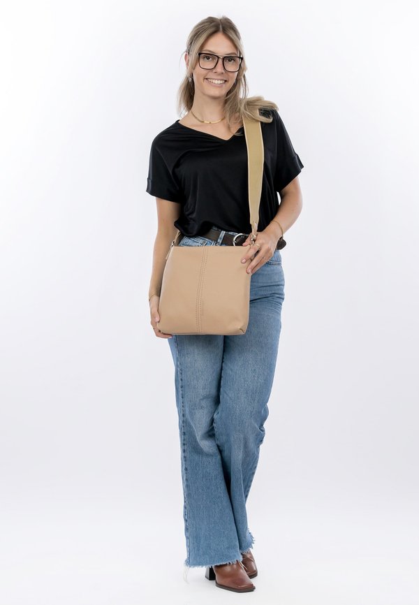 NESSY - Umhängetasche - sand