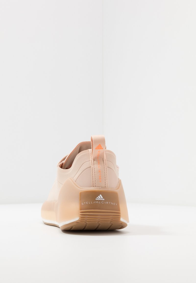 Adidas By Stella Mccartney Treino S Sports Shoes Soft Powder Signal Orange Pink Zalando Co Uk Adidas By Stella Mccartney Treino S Sports Shoes Soft Powder Signal Orange Pink Zalando Co Uk