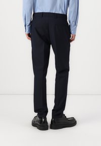 Isaac Dewhirst NOTCH SUIT SLIM - Κοστούμι - navy