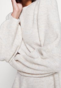 Vero Moda Sweter