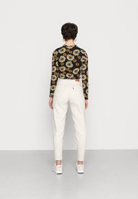 Levi's® Jean Mom - black denim