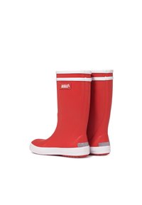Bottes en caoutchouc rouge avec une texture lisse, des accents blancs autour du haut et de la semelle, et une étiquette sur le côté extérieur.