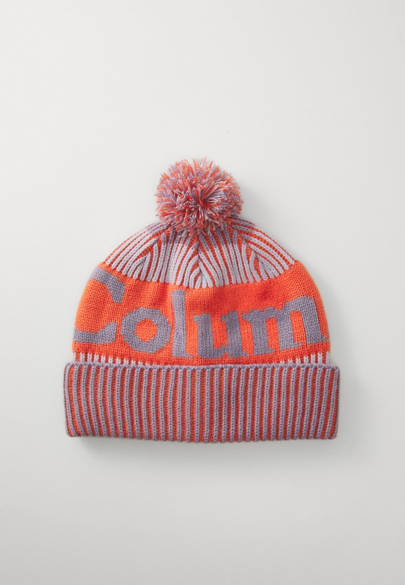 Siltas adīti cepure oranžā un pelēkā krāsā ar svītru rakstu, kurai virsū ir pom-poms, un izcili redzama vārdu "Column".