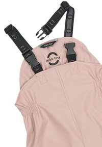 Šviesiai rožinės neperšlampamos kelnės su reguliuojamomis juodomis petnešomis, su surišta elastinga juosmens dalimi ir logotipu krūtinės srityje. Patvari medžiaga.