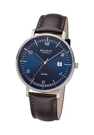 Runde silberne Armbanduhr mit blauem Zifferblatt, silbernen Stundenmarkierungen, Datumsfenster bei 3 Uhr und dunkelbraunem Lederarmband mit Naht.