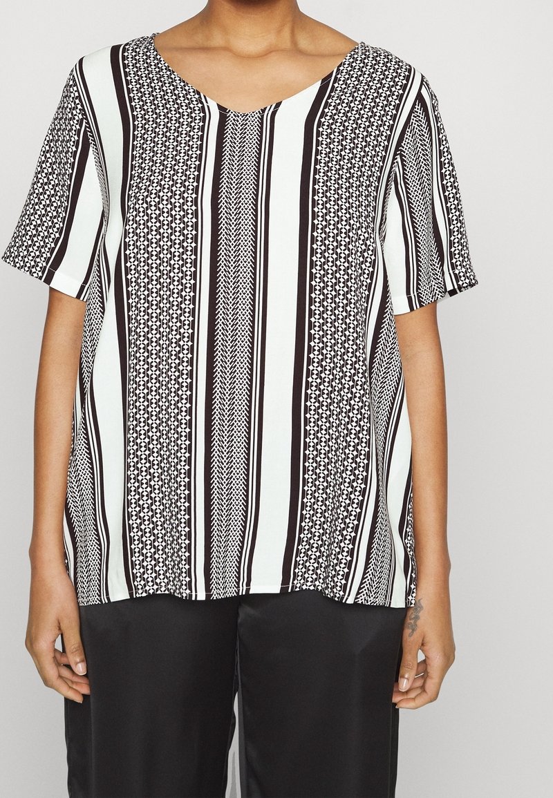 ONLY Carmakoma Blouse - black