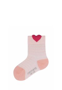 Calzino per neonato rosa con tallone e punta pesca, strisce sottili e un dettaglio a forma di cuore rosso sul polsino.