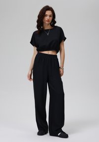 Even&Odd by Zalando - SET - Trousers - black Thumbnail Image 1