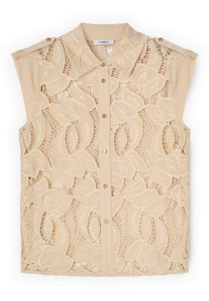 Beżowa, bezrękawnikowa bluzka z koronki w kwiatowy wzór, z guzikami z przodu i kołnierzykiem w szpic.