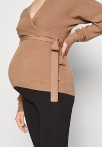 Anna Field MAMA Neule - camel