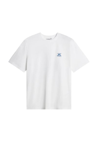 Άσπρο κοντομάνικο μπλουζάκι με μικρό μπλε λογότυπο "J.LINDEBERG STOCKHOLM" στο αριστερό στήθος, σε στυλ με στρογγυλή λαιμόκοψη.