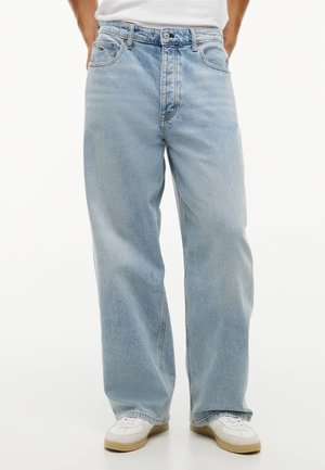 Tommy Jeans, THEO - Džínsy baggy - denim light