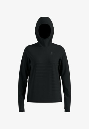 Schwarzes Kapuzenshirt mit langen Ärmeln, hergestellt aus strukturiertem, leichtem Material mit einem dezenten Muster, versehen mit einem Logo auf der Brust.