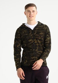 Urban Classics INTERLOCK CAMO ZIP  - Chaqueta de punto - wood