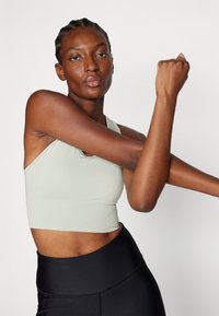 ONLY Play ONPDAISY-2 SEAM LONG BRA - Sportski grudnjak sa srednje jakom potporom - aqua gray