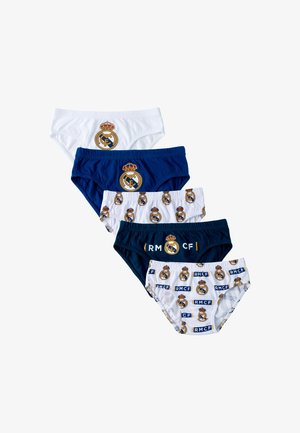 Cinq paires de slips pour enfants en blanc, bleu marine et motifs imprimés avec le logo du club de football Real Madrid et le texte "RMCF".