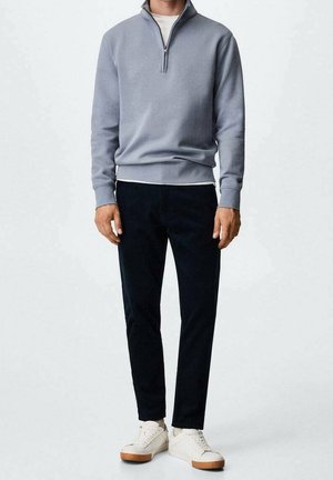 Sweater - light blue
