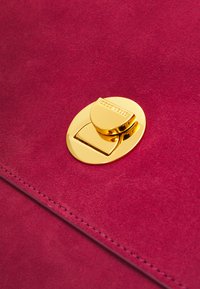 Coccinelle LIYA - Torbica - rosewood