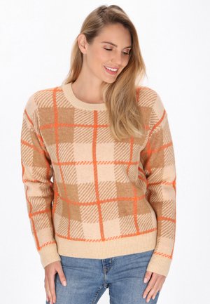 Beige trui met een geruit patroon in bruin en oranje tinten, met een ronde hals en ribgebreide boorden. Gemaakt van een zachte, gestructureerde brei.