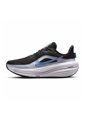 Chaussure de course noire et blanche avec une semelle épaisse et rembourrée et un logo Nike swoosh bleu clair sur le côté, vue de l'extérieur.