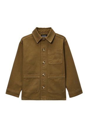 Veste marron boutonnée avec col, trois poches plaquées et manches longues, fabriquée en tissu solide.