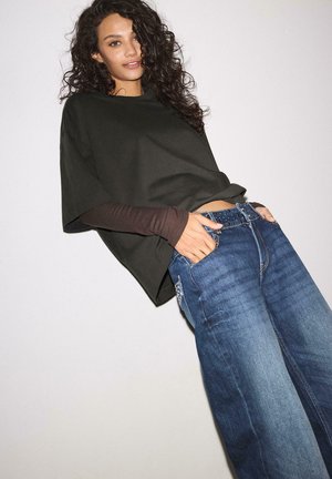 OVERSIZE SHORT SLEEVE - T-shirt basique - dark brown