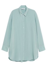 Chemise bleu clair à manches longues avec col élégant, fabriquée en tissu lisse, dotée d'une coupe décontractée et d'un ourlet arrondi.