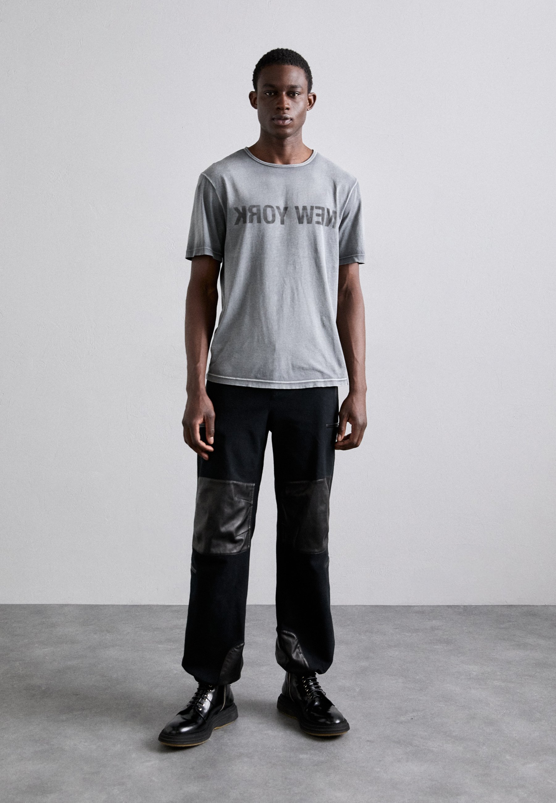 Helmut Lang NEW YORK TEE GARMENT - T-Shirt print - gunmetal - Zalando