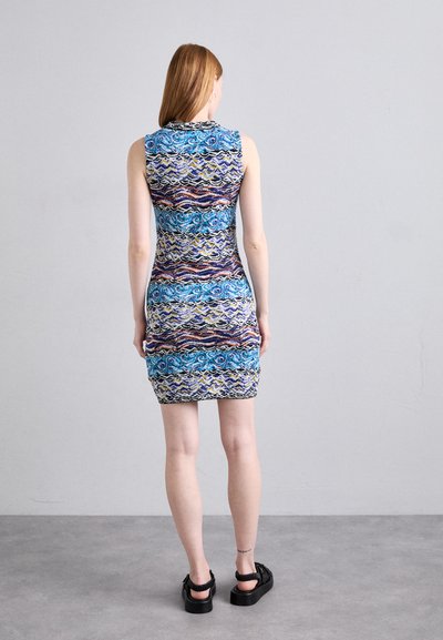 Bodycon dress featuring a multicolored abstract pattern in blue, purple, and yellow. Sleeveless design with a mid-thigh length.