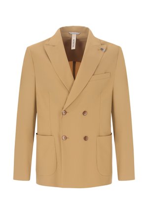 Blazer doppiopetto color cuoio con rever a lancia, quattro bottoni frontali, due grandi tasche applicate e una piccola tasca sul petto su sfondo bianco.