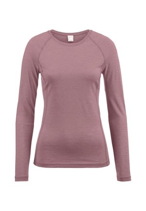 Langere mouw fitted crew neck shirt in gedempt mauve met zichtbare naadstiksel en zachte stoftextuur.