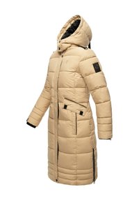 Beige puffer coat with a hood, zippered front, side pockets, and ribbed cuffs. Features horizontal quilted texture and a logo patch on the sleeve.