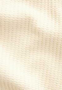 Next REGULAR FIT - Rövidnadrágok - ecru white