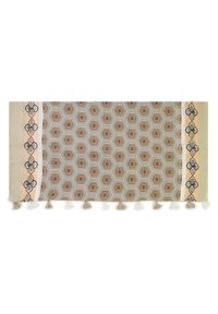 Katoenen tafelloper met hexagonaal patroon in beige, bruin en zwart, met decoratieve bloemenaccenten en franjes aan de uiteinden.