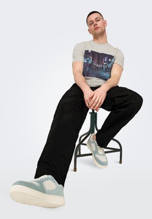 ONSSINUS LOOSE - Püksid - black
