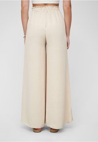 Cloud 5ive WIDE SUMMER - Pantalon classique - beige