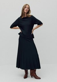 STOCKH LM A-snit nederdel - night sky