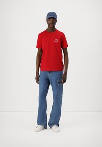 Tommy Hilfiger STACK - Print T-shirt - medium red