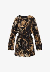 Kijelölve, black multicolor