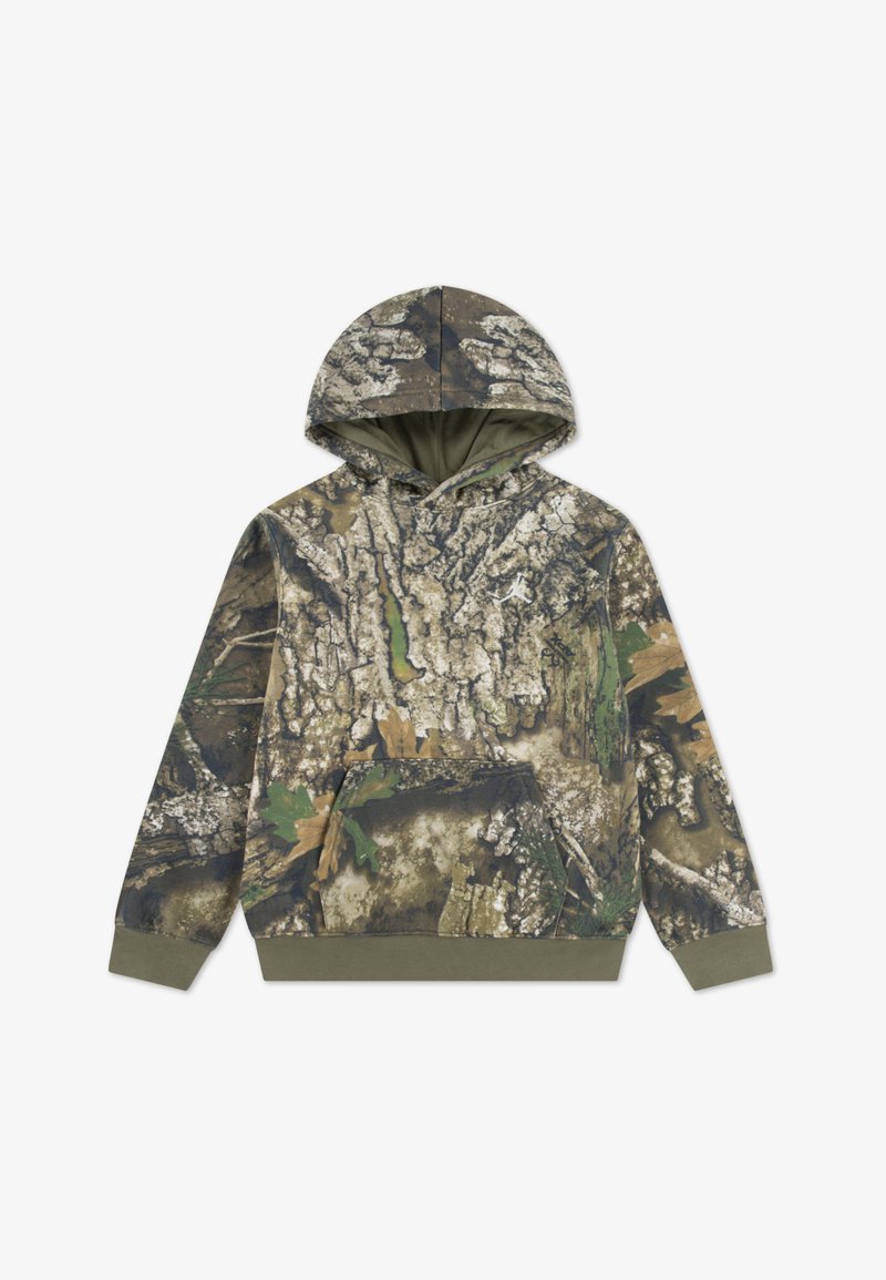 O hoodie camuflado apresenta um padrão de casca texturada nas cores castanho, verde e cinza. Tem um bolso tipo canguru e um capuz com cordão.