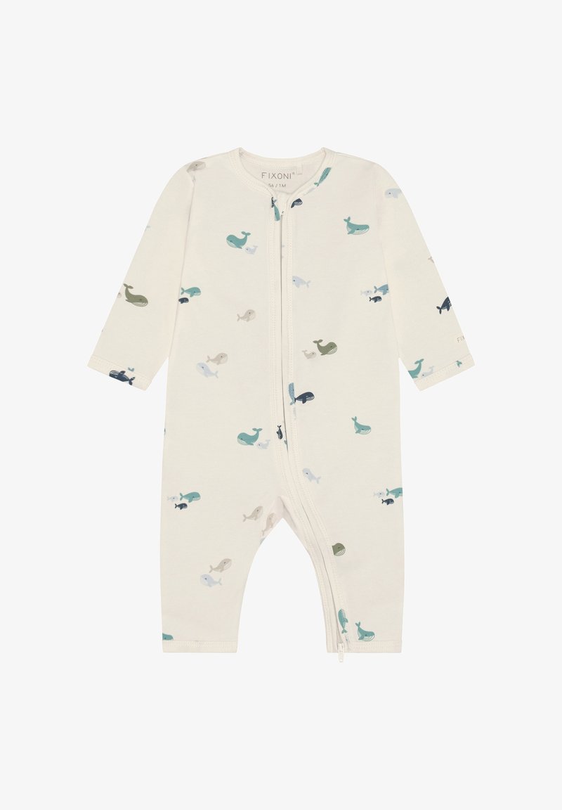 Weißer Baby-Strampler mit langen Ärmeln, Reißverschluss vorne und kleinen Wal-Mustern in Blau, Grün und Grau, die über den Stoff verteilt sind.