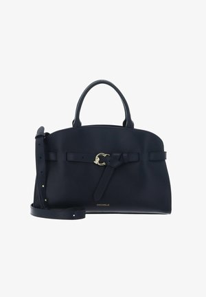 Sac à main en cuir bleu marine avec poignées supérieures, une bandoulière réglable et une ceinture avant avec une boucle dorée.