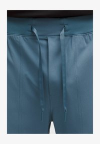 Non selezionato, steel blue