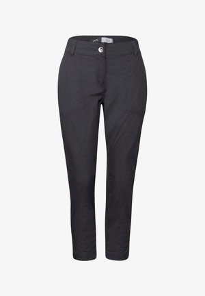 Pantaloni neri, a vita corta, con una texture liscia, dotati di chiusura con bottone, vita standard e tasche laterali con dettagli di cucitura delicati.