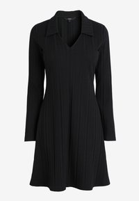 Robe noire à manches longues, col en V et texture côtelée verticale. Silhouette en A avec un corsage ajusté et un ourlet évasé.