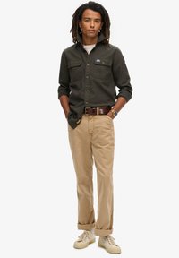 Superdry & Co Lichte jas - chive green