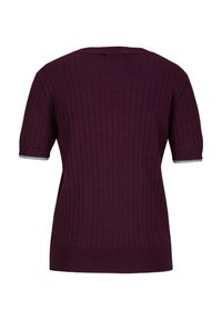 Bordeaux geribbelde top met korte mouwen, een ronde halslijn en grijze details bij de manchetten. Zachte, textuurstof. Glad afwerking.
