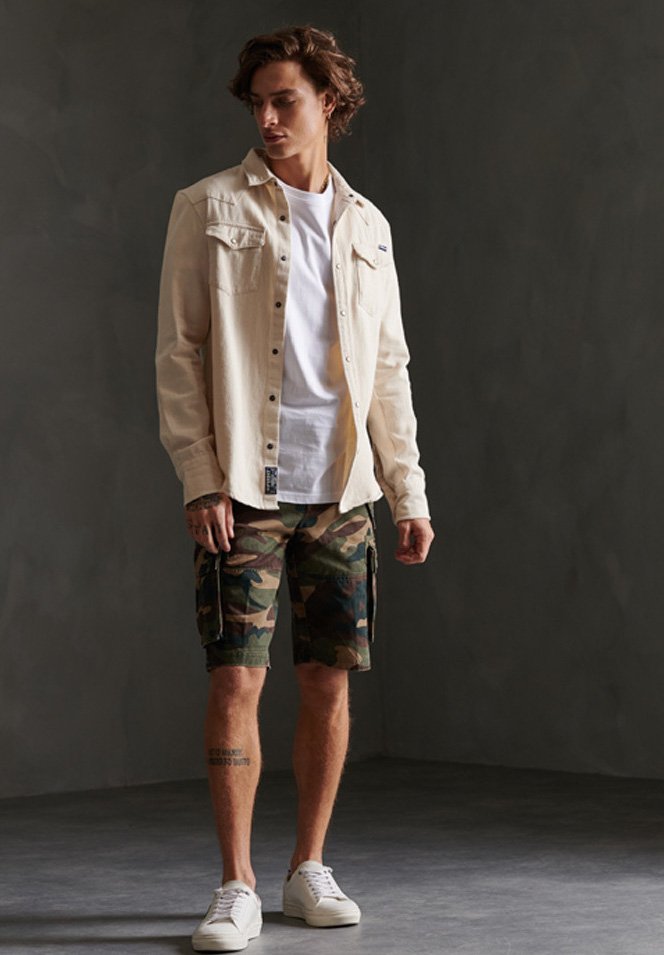 Superdry & Co Shorts kaki Superdry & Co Shorts kaki