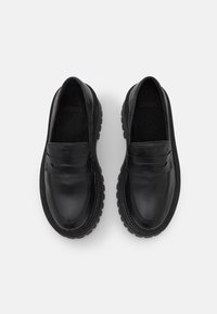Bronx GROOVY CHUNKS - Sapatos sem atacadores - black