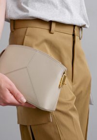 Victoria Beckham - Kopertówka